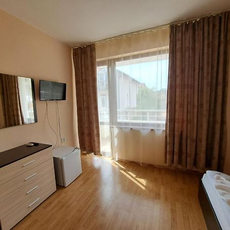 Guest House Lazur Obzor Værelse billede